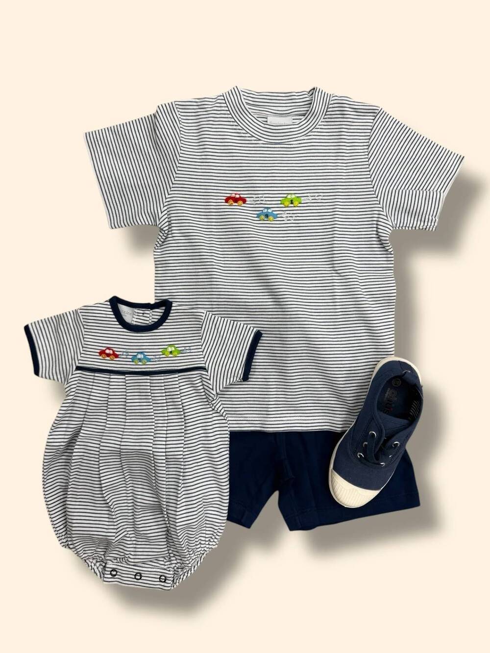 NEW SQUIGGLES boy's short set in cars
